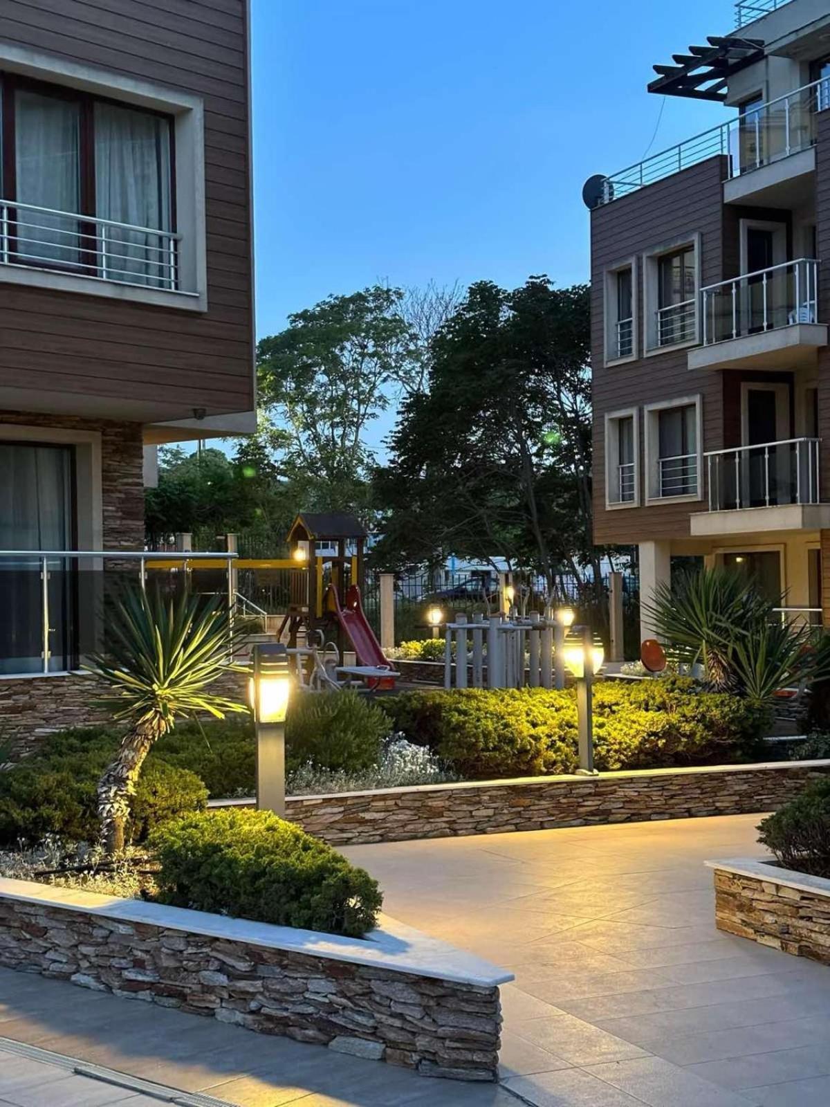 Менада Хоризонт Апартаменти Sozopol Exterior foto